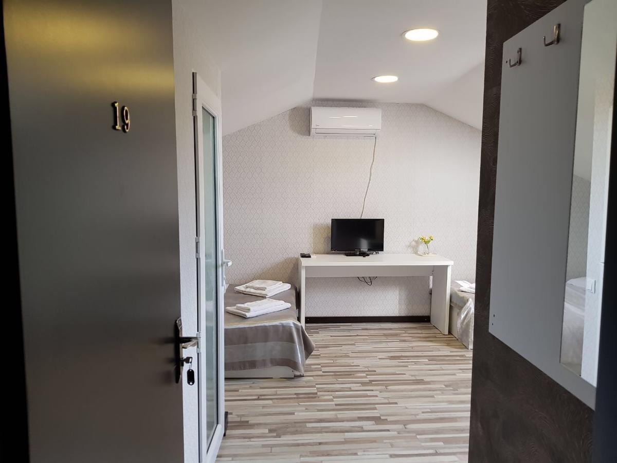 Tiflis Metekhi Hotel 外观 照片